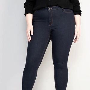 Old Navy Rockstar Mid-Rise Skinny Jeans Sz 16 SHORT